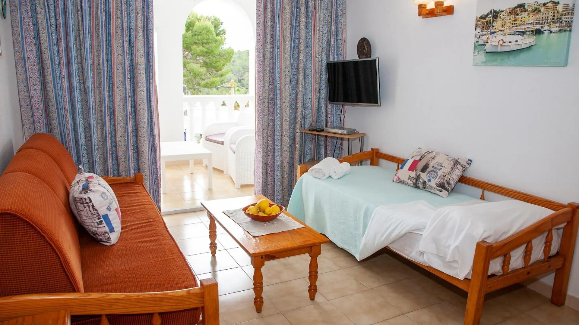 Atalaya Bosque Apartamentos Peguera Apartment